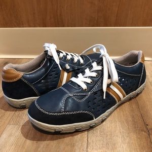 Rieker Women’s Sneakers *NWOT*